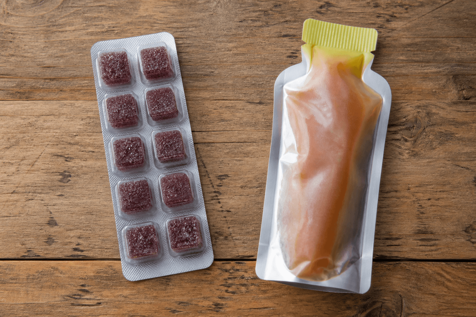Clif Bloks chews beside a Clif Shot gel with a vegan-status note, plantbaes.net